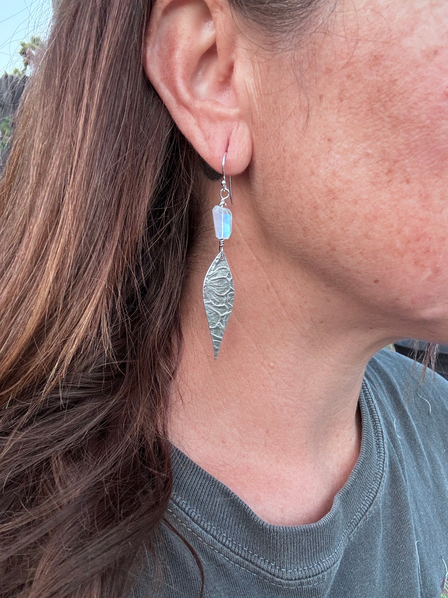 Everyday dangles