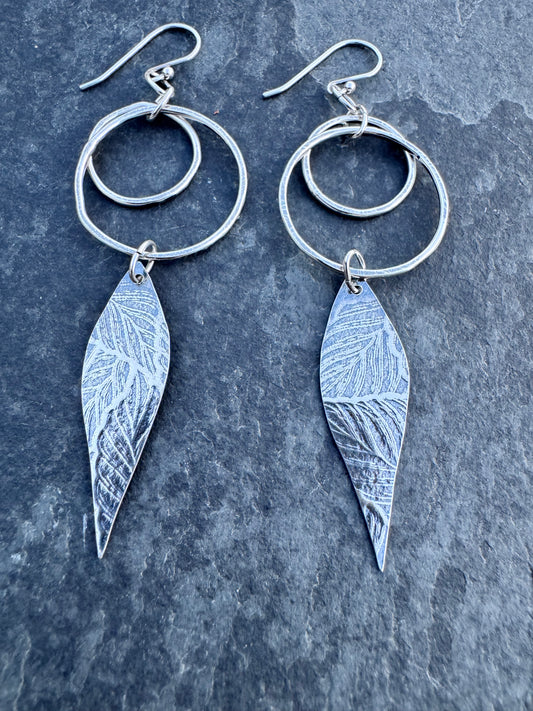 Everyday dangles