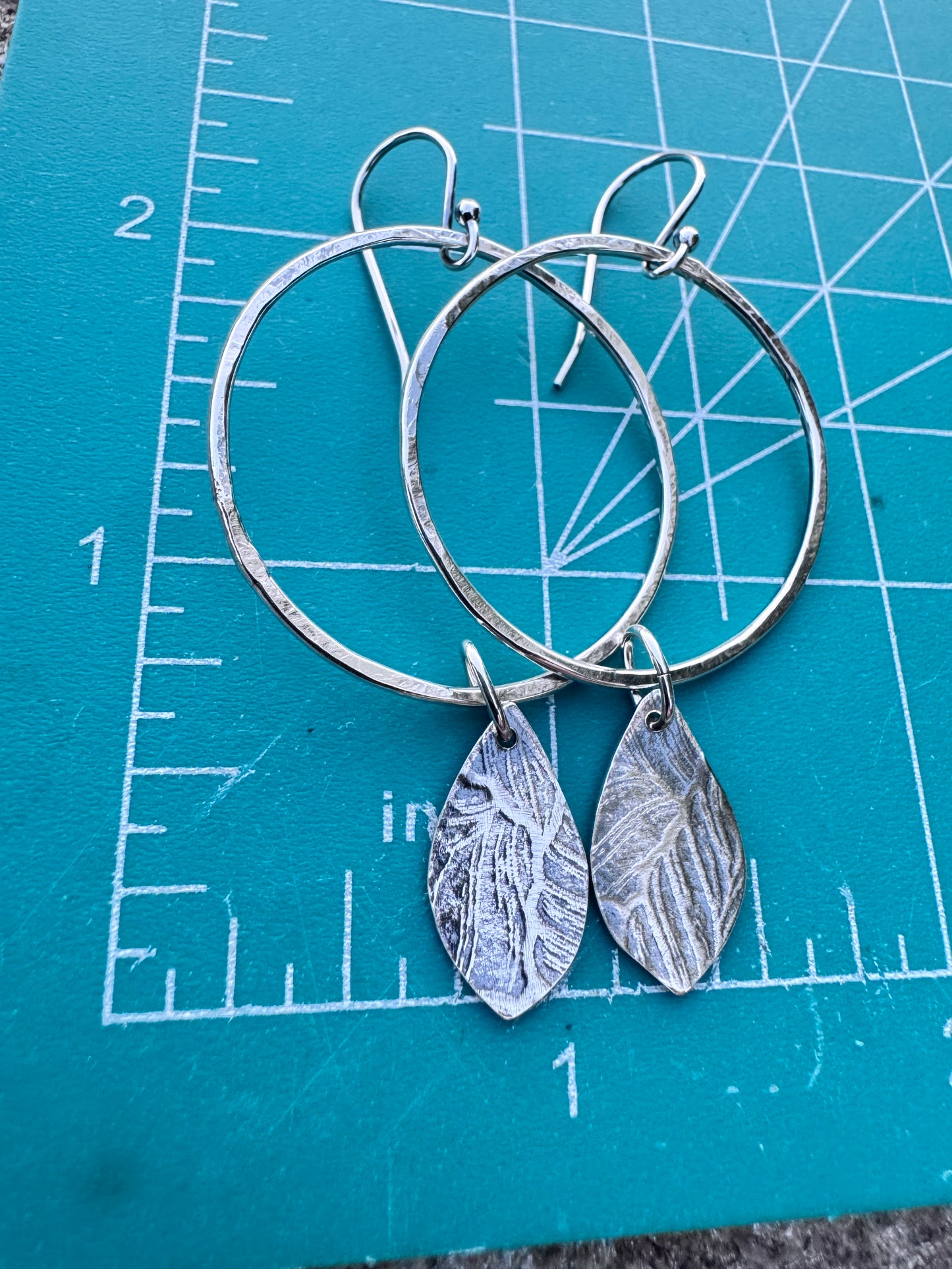 Everyday dangles