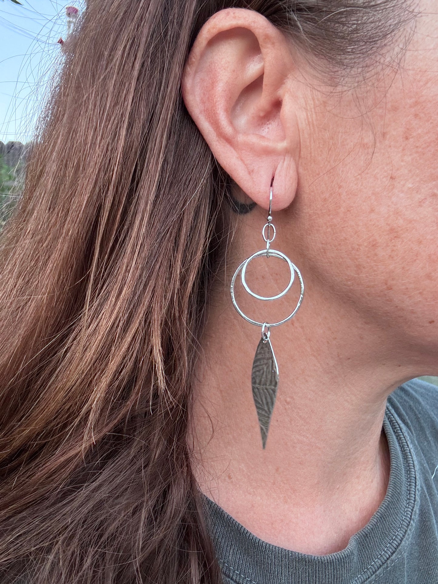 Everyday dangles