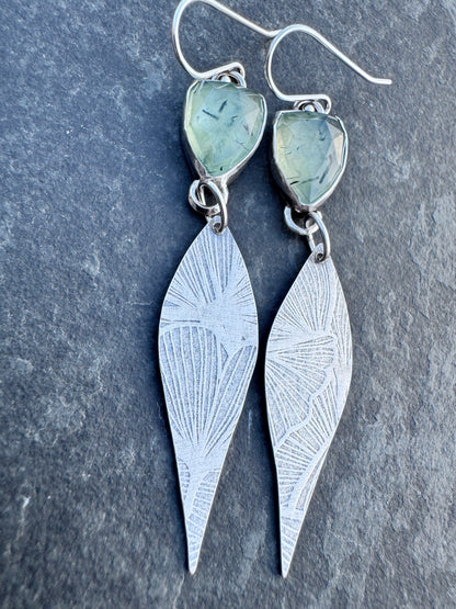 Prehnite drips