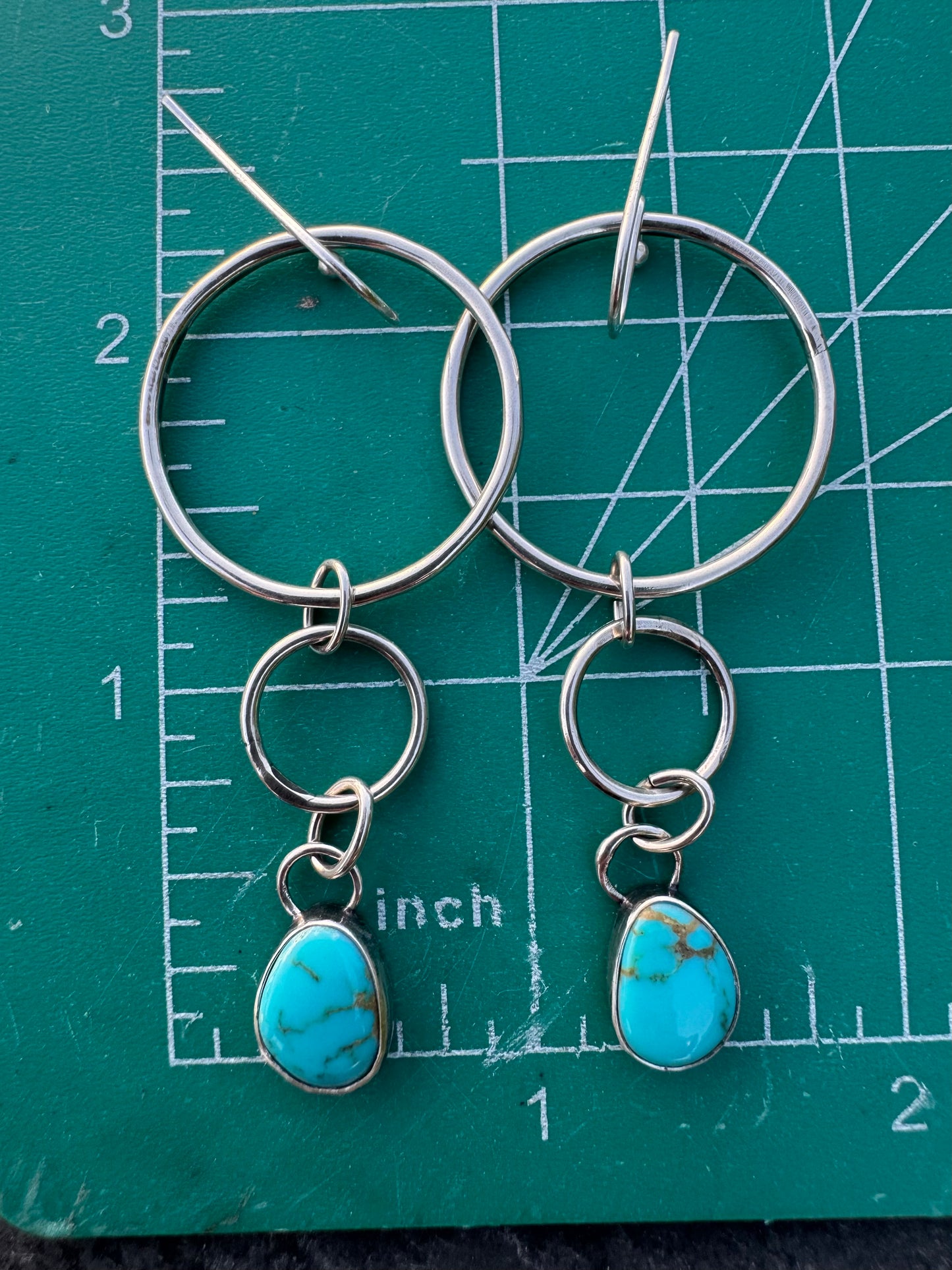 Turquoise drops