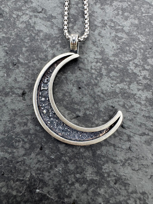 Wild moon