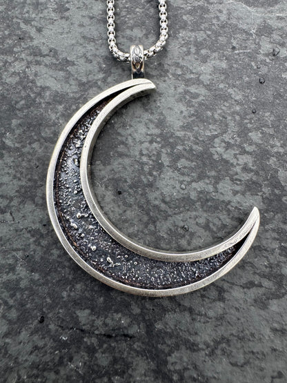Wild moon