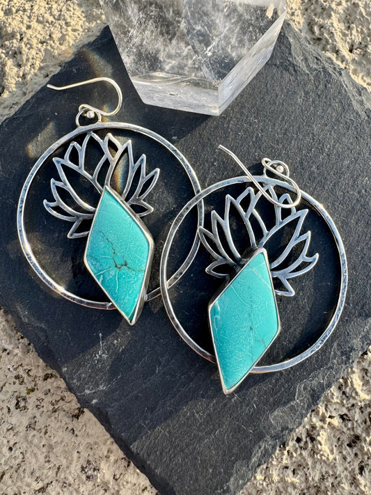 Floating lotus hoops